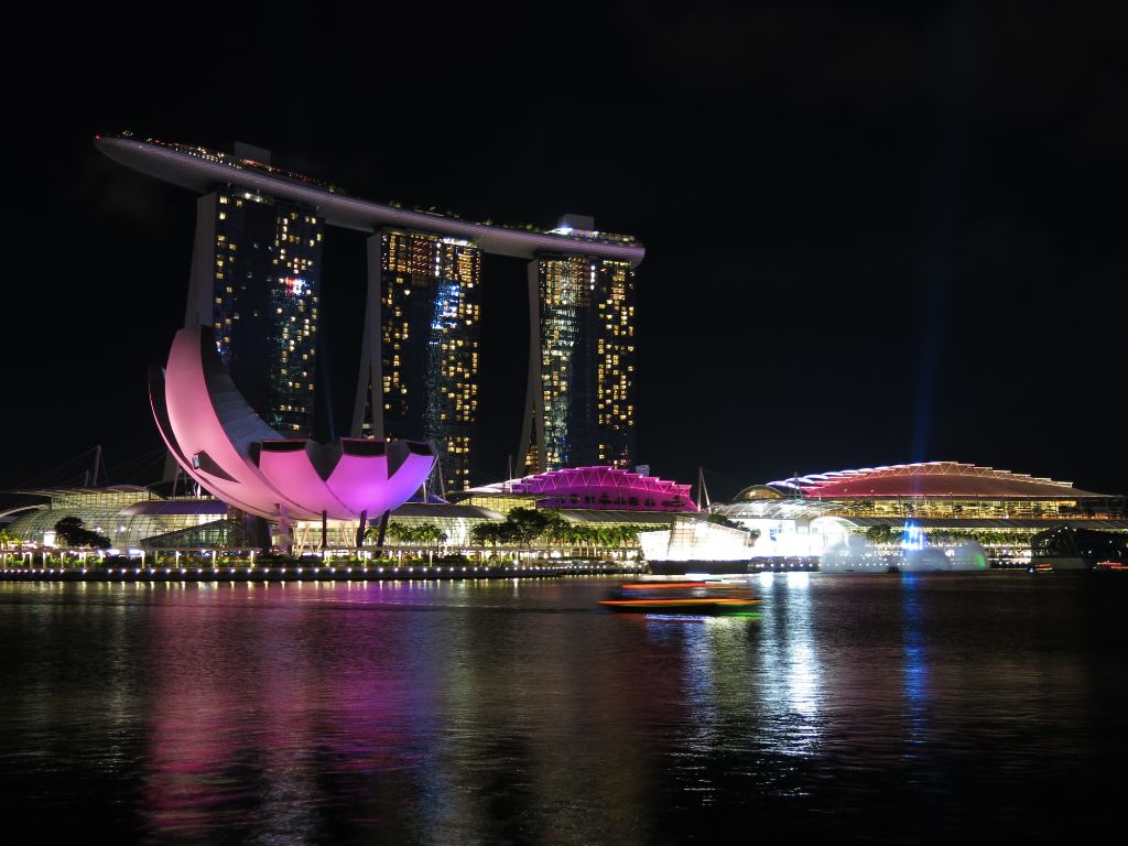 Book Cheap Flights to and from Singapore